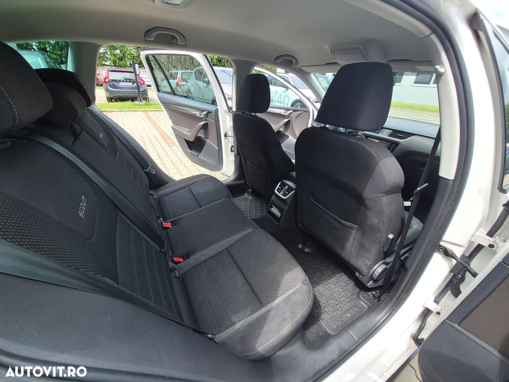 Skoda Octavia 1.8 TSI 4x4 DSG Scout - 19