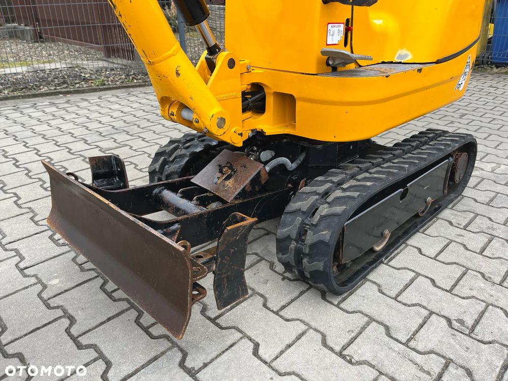 JCB 8008 CTS Micro - 7