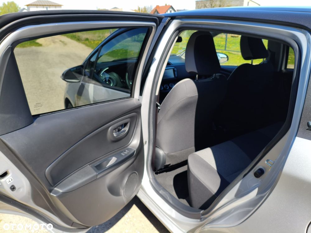 Toyota Yaris 1.5 20th Anniversary CVT - 18