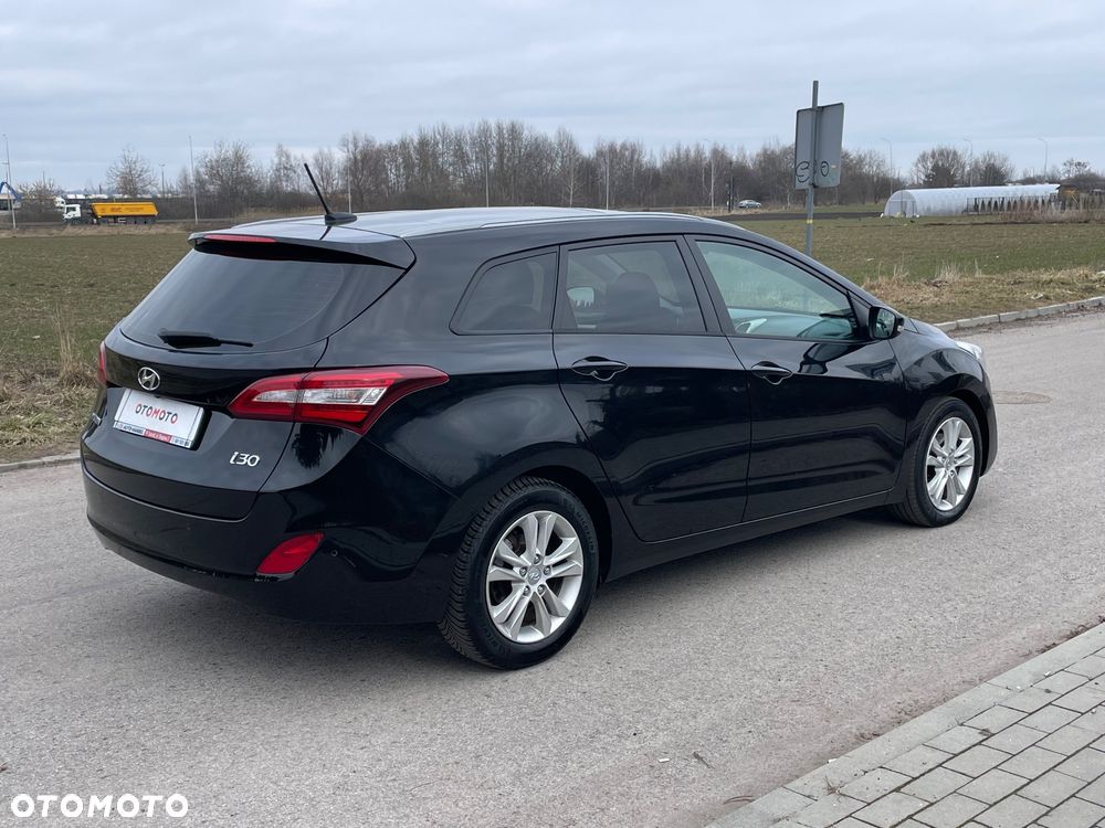 Hyundai i30 1.6 CRDi Premium - 33
