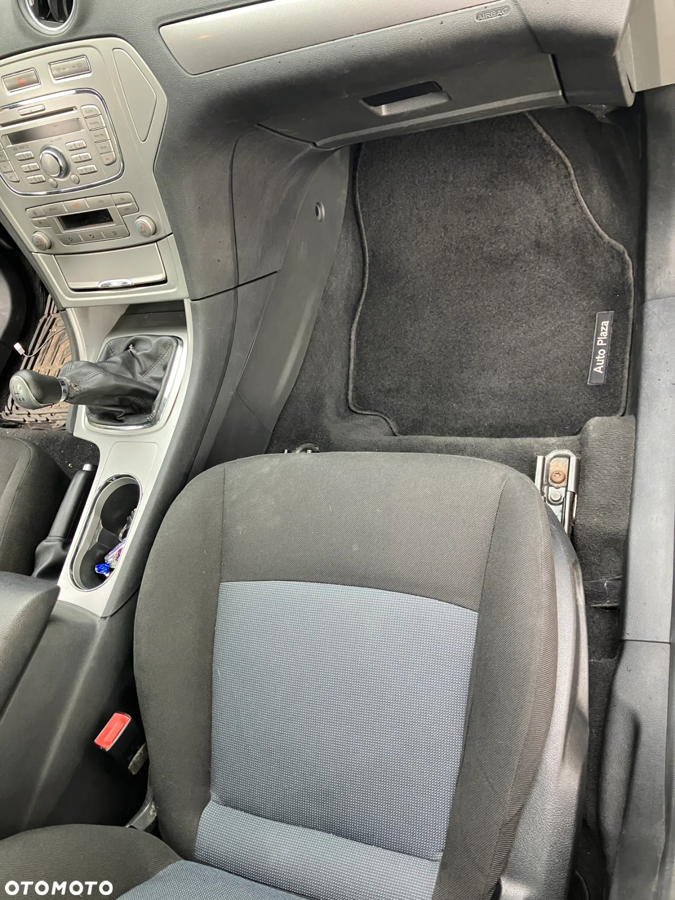 Ford Mondeo 1.8 TDCi Trend - 11
