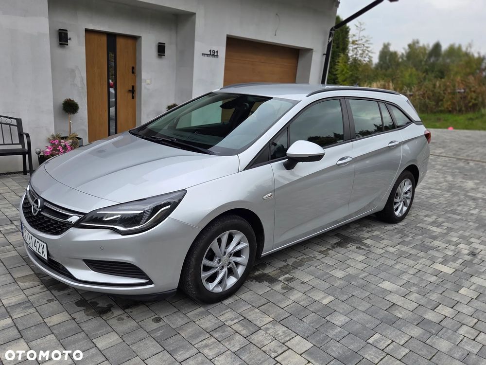 Opel Astra 1.6 CDTI Enjoy S&S - 24
