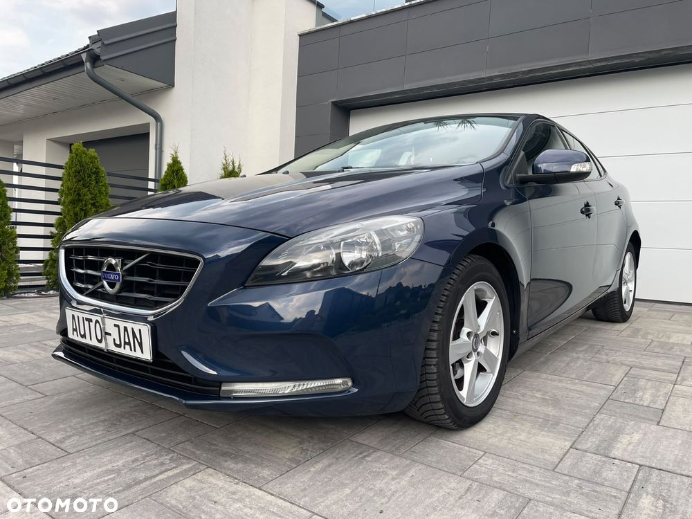 Volvo V40 D2 Summum - 28