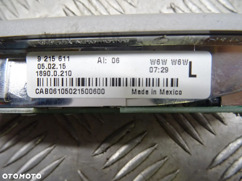 BMW X1 E84 LIFT 12-15 18I LAMPKA KABINY TYŁ TYLNA - 6