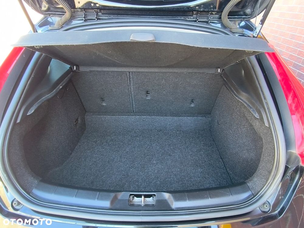 Volvo V40 - 14