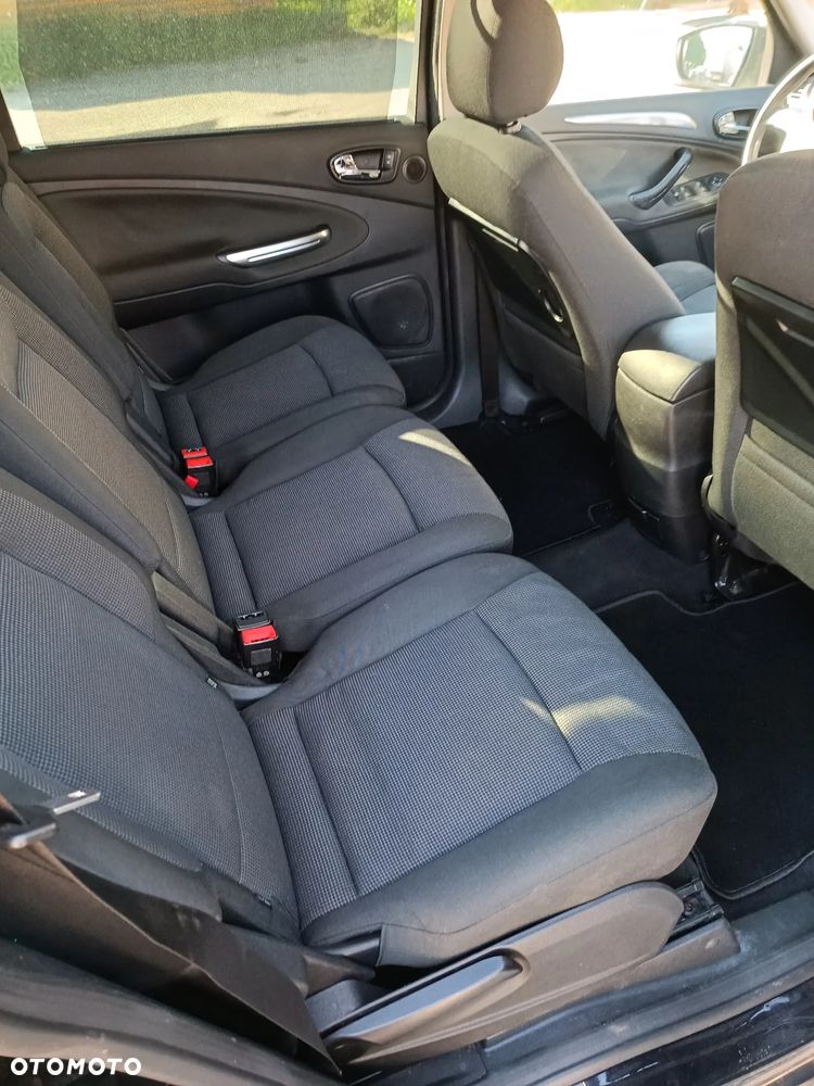 Ford S-Max 2.0 TDCi DPF Ambiente - 12