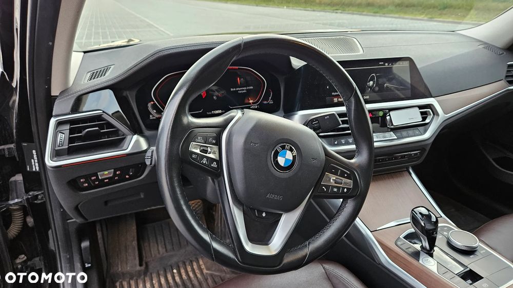BMW Seria 3 320d xDrive MHEV Luxury Line sport - 10