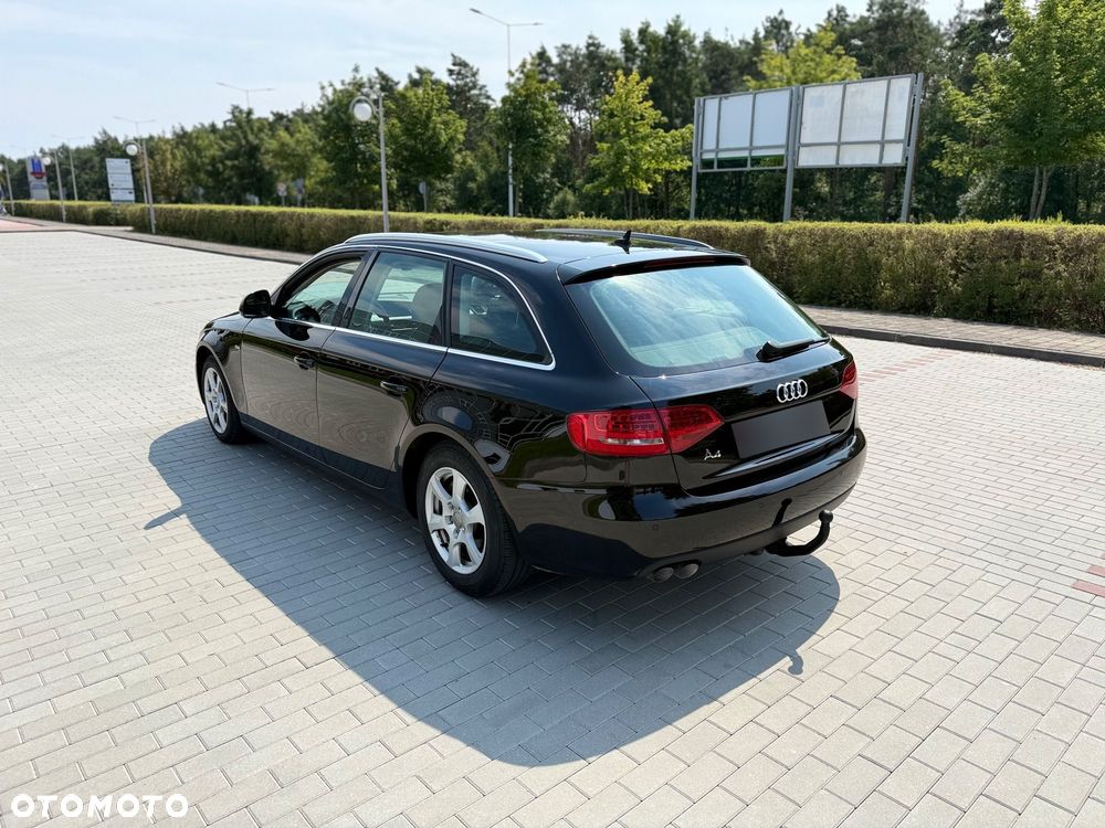 Audi A4 Avant 2.0 TDI DPF multitronic S line Sportpaket - 2