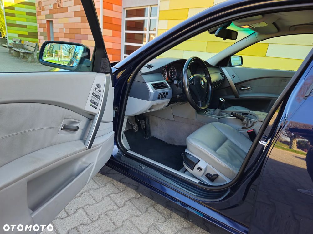 BMW Seria 5 - 22