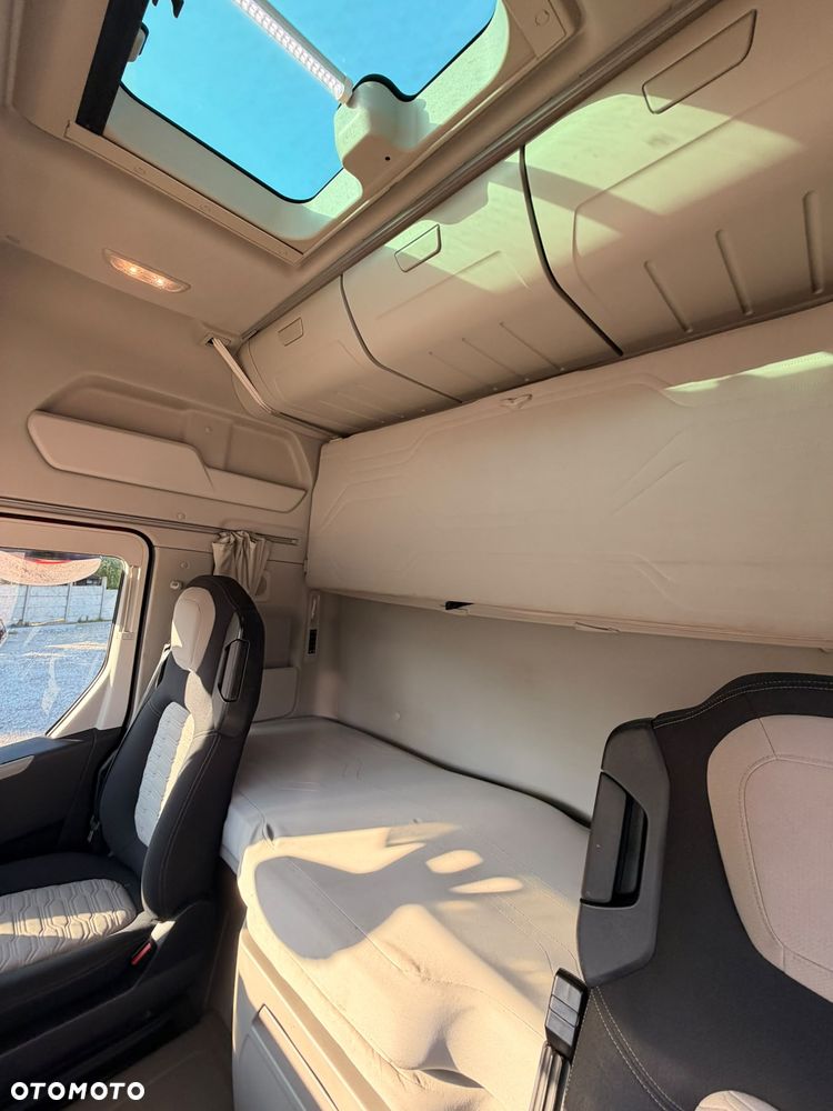 Ford f-max - 16