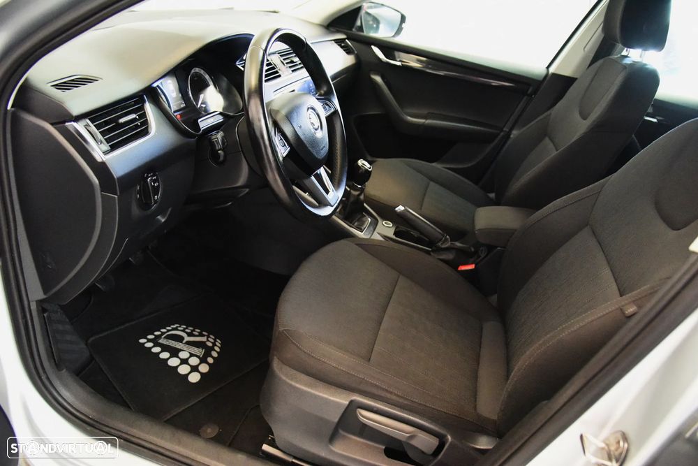 Skoda Octavia 1.6 TDi Style - 12