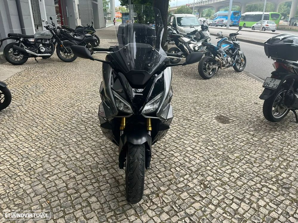 Honda Forza NSS 750 - 10