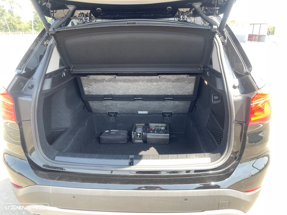 BMW X1 18 d sDrive Auto - 24
