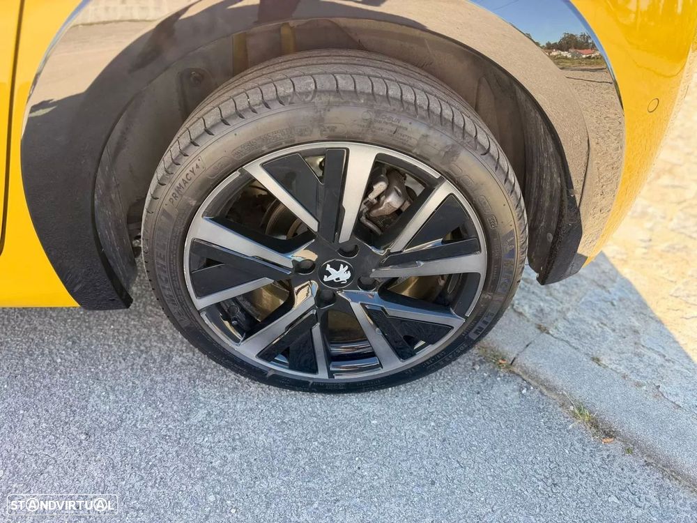 Peugeot 208 PureTech 130 EAT8 GT Pack - 13