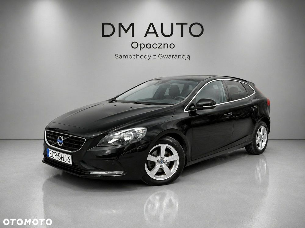 Volvo V40 D2 Momentum - 1