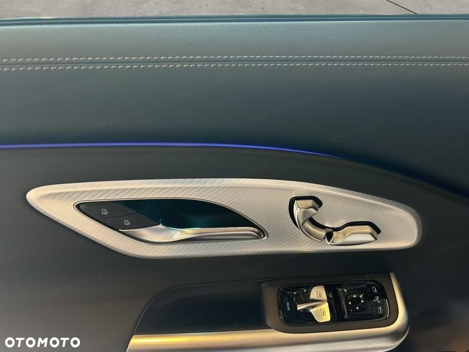 Mercedes-Benz CLA 200 mHEV 8G-DCT - 12