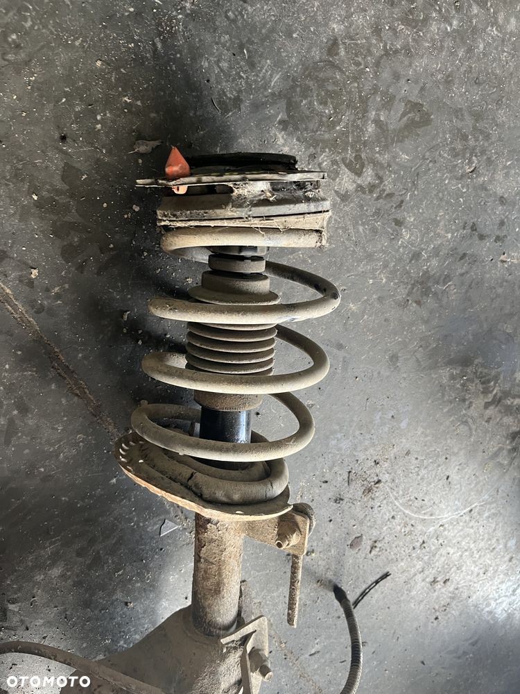Zwrotnica lewa prawa amortyzator zacisk BREMBO Renault Megane II R.S 2.0 DCI - 4
