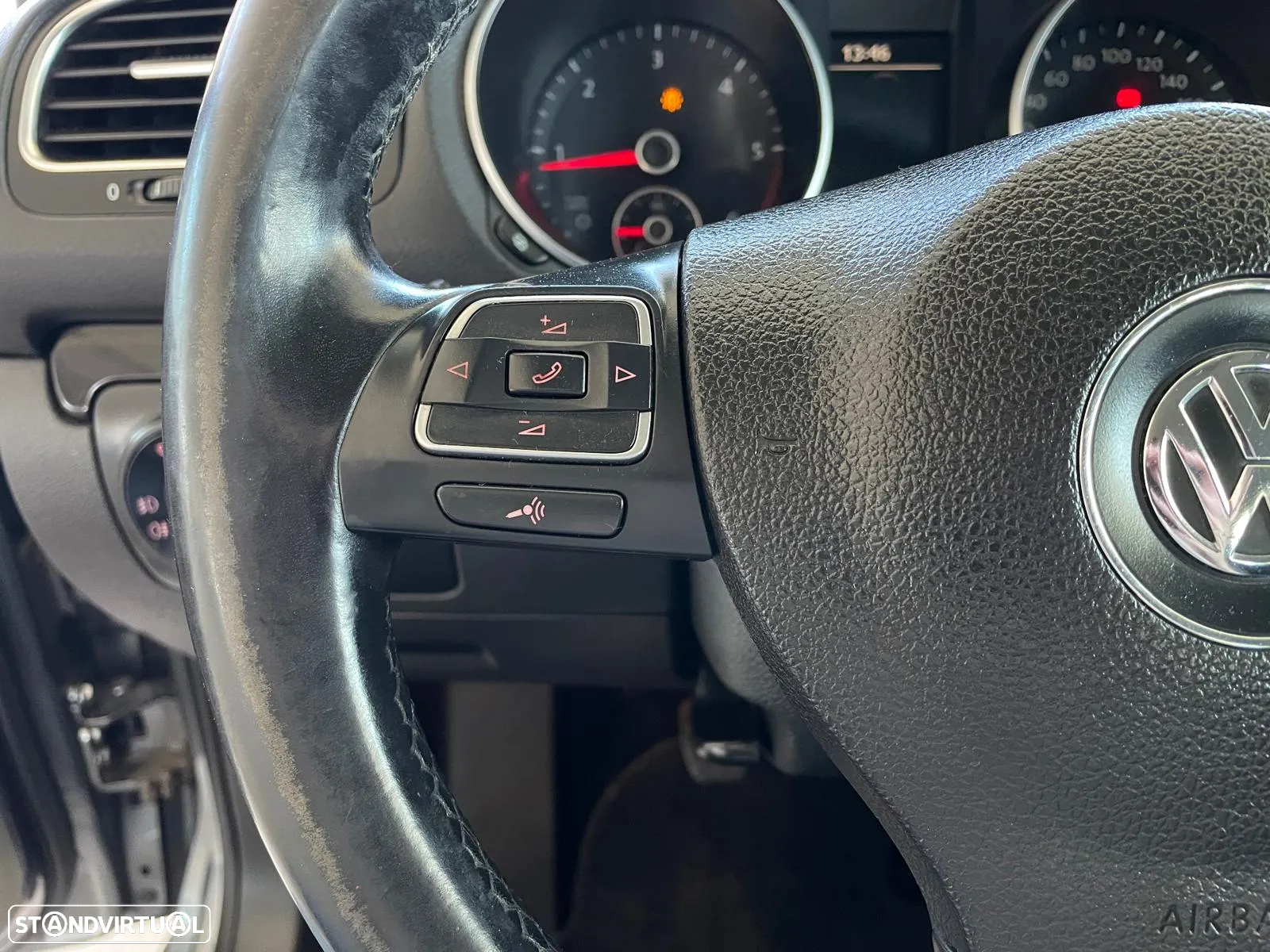 VW Golf Variant 1.6 TDi Confortline - 16
