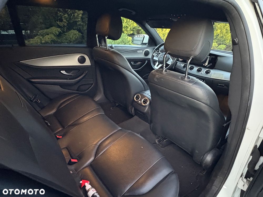 Mercedes-Benz Klasa E 220 d 9G-TRONIC Avantgarde - 23