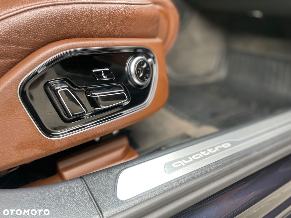 Audi A8 3.0 TFSI L Quattro - 32