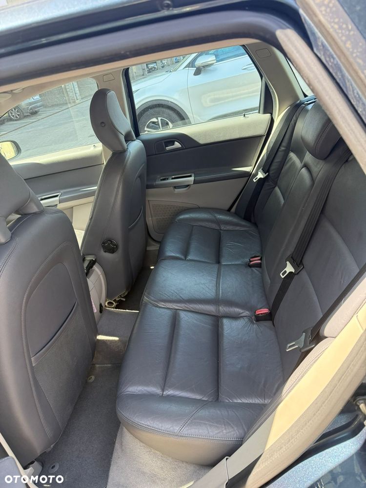 Volvo V50 2.0D Summum - 9