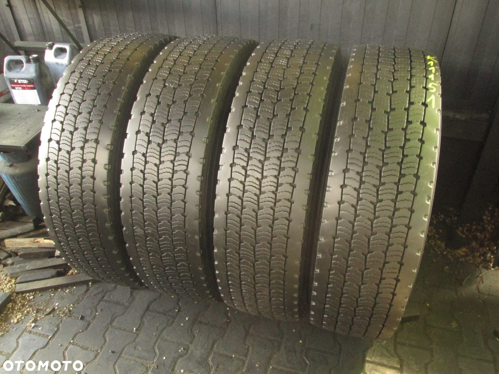 295/80R22,5 Michelin X-COACH REMIX. Opony ciężarowe - 4