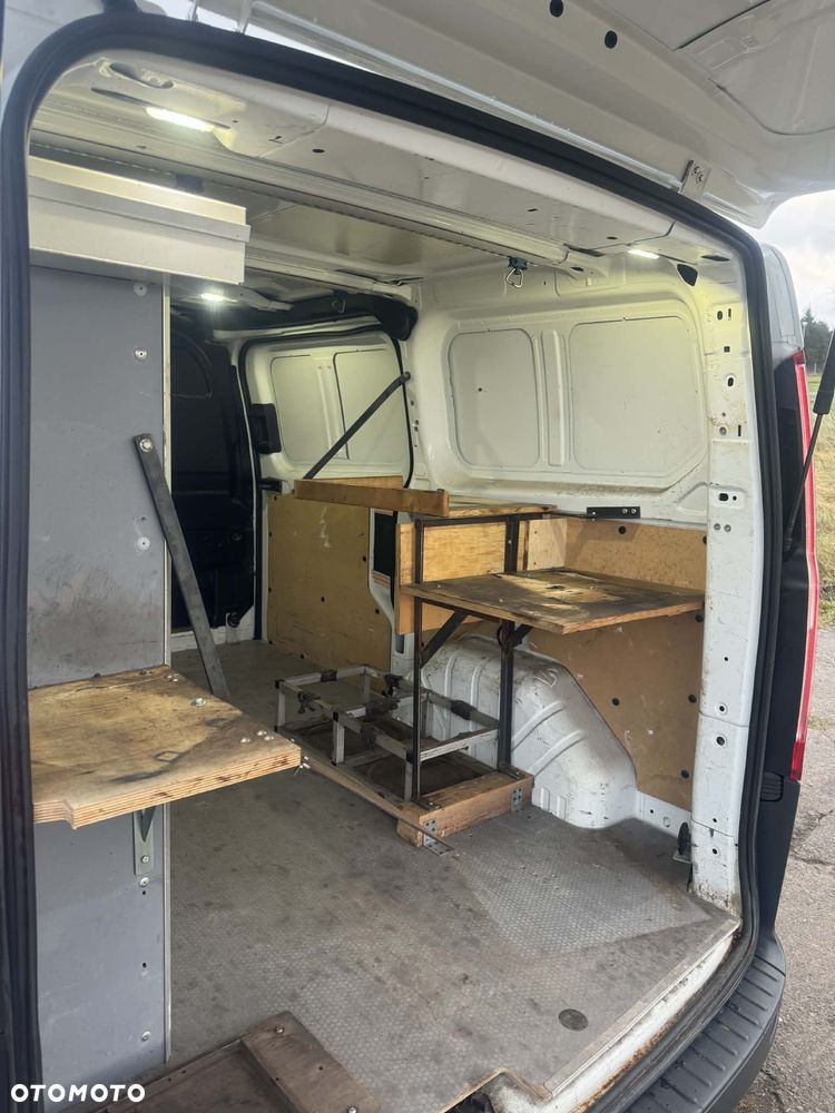 Ford TRANSIT CUSTOM - 20