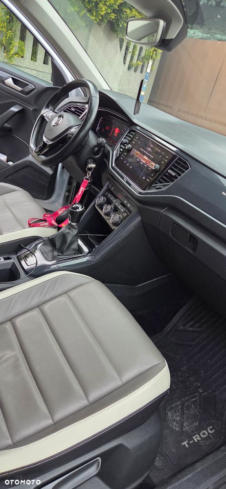 Volkswagen T-Roc 1.5 TSI GPF ACT Premium - 9