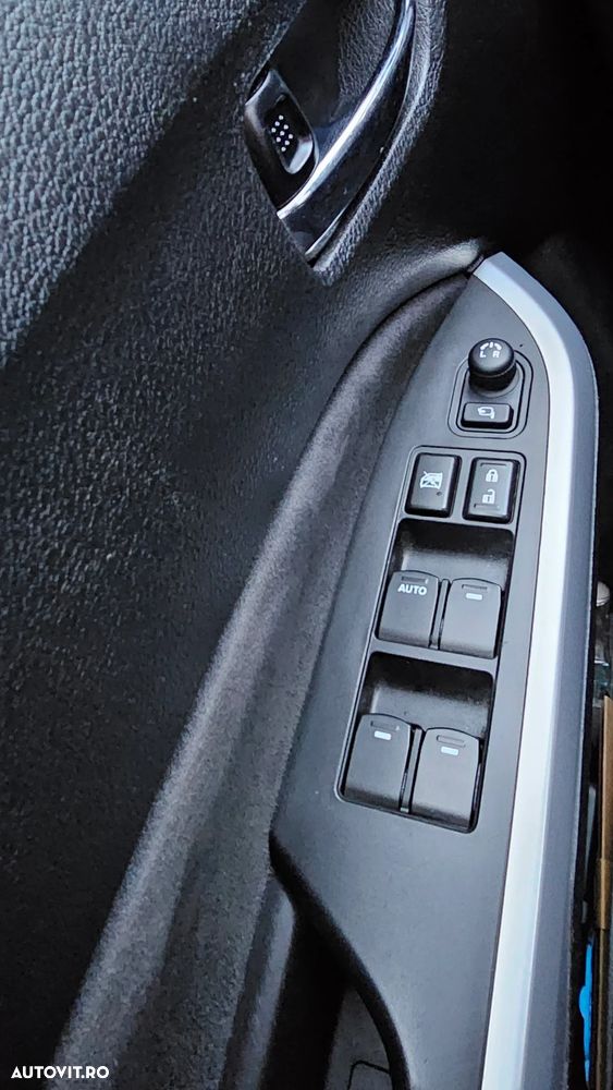 Suzuki Vitara 1.6 DDIS (4x4) Allgrip TCSS Comfort+ - 9