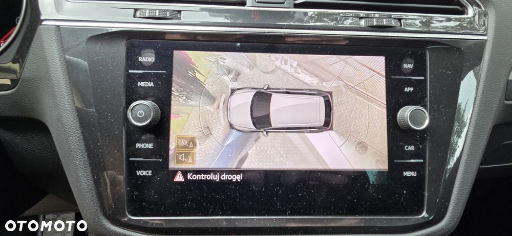 Volkswagen Tiguan - 11