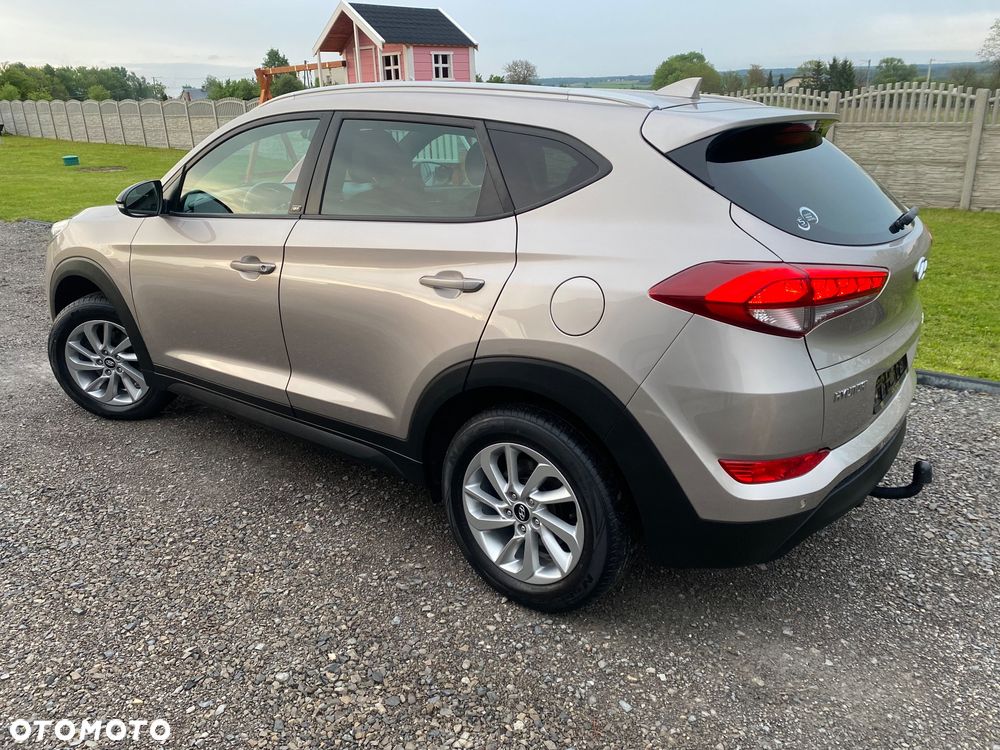 Hyundai Tucson blue 1.6 GDi 2WD Navi - 35