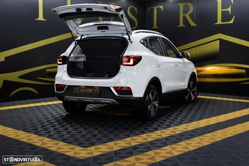 MG ZS EV 44.5 kWh Luxury - 8