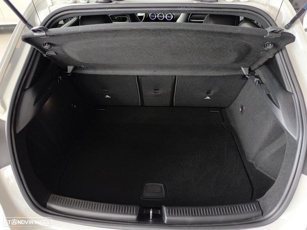 Mercedes-Benz A 180 d AMG Line Aut. - 45