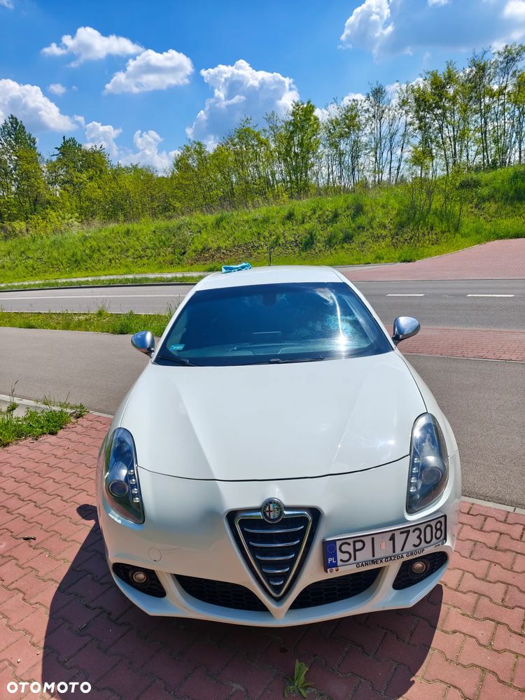 Alfa Romeo Giulietta 2.0 JTDM Distinctive - 3