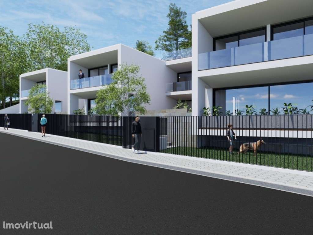 Terreno com Projeto Aprovado para 5 Moradias T3 - Perosinho - Grande imagem: 3/15