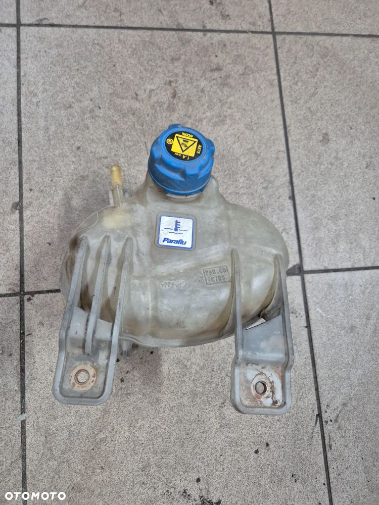 ZBIORNICZEK WYRÓWNWNCZY OPEL COMBO D FIAT DOBLO 2 II 1.4 B 10-22r. - 1