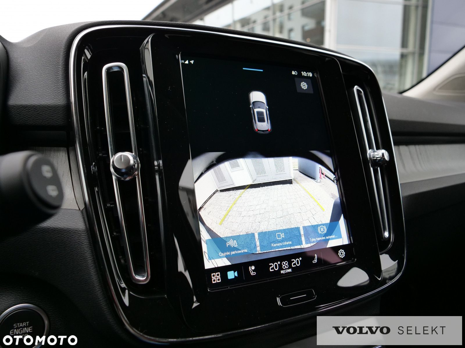 Volvo XC 40 - 22