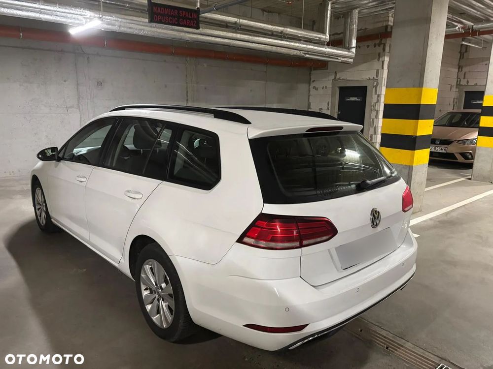 Volkswagen Golf VII 1.6 TDI BMT Comfortline - 12