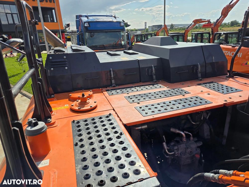 Hitachi BRATE LUNGI NOI la 18m, 2018, 9.033h, 3 pompe hidr HITACHI, masa operationala arpx 35t, senile LATE 90% ok, doar 1.200h deplasare, camera spate, Consum mediu 16l/h, REVIZII MOTOR SI HIDR EFECTUATE, posibilitate leasing, PROMOTIE 119.500 EUR+Tva - 37