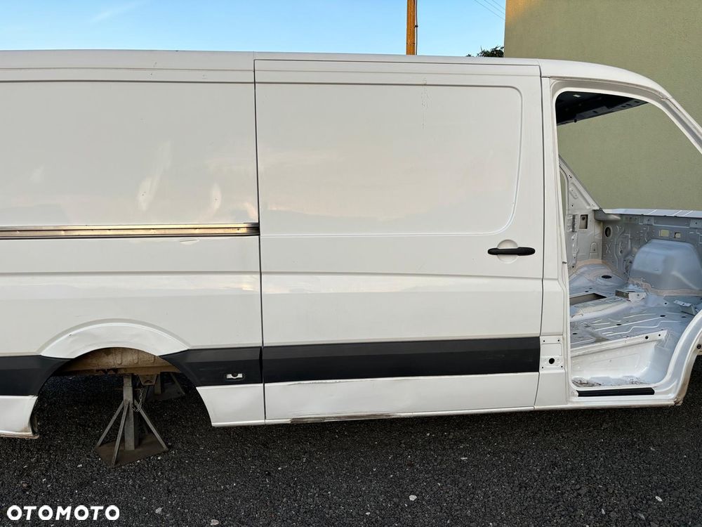 Mercedes-Benz Sprinter - 5