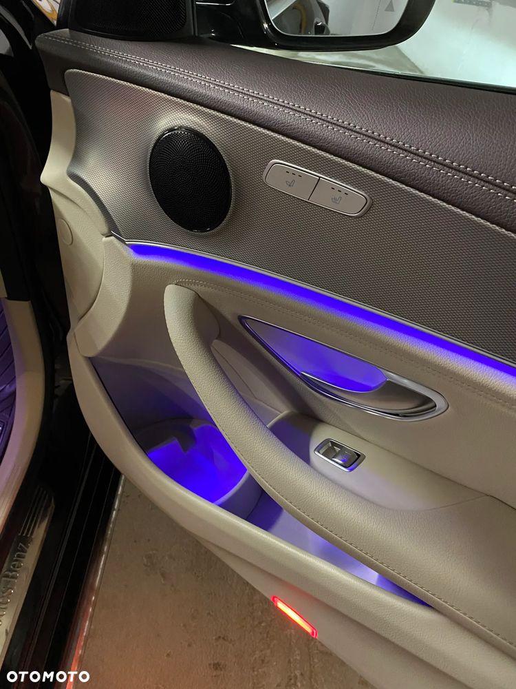 Mercedes-Benz Klasa E 200 4-Matic 9G-TRONIC - 7