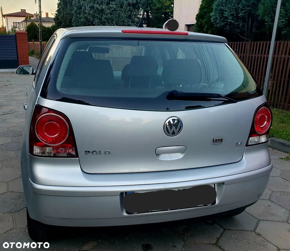 Volkswagen Polo 1.4 16V Comfortline - 19