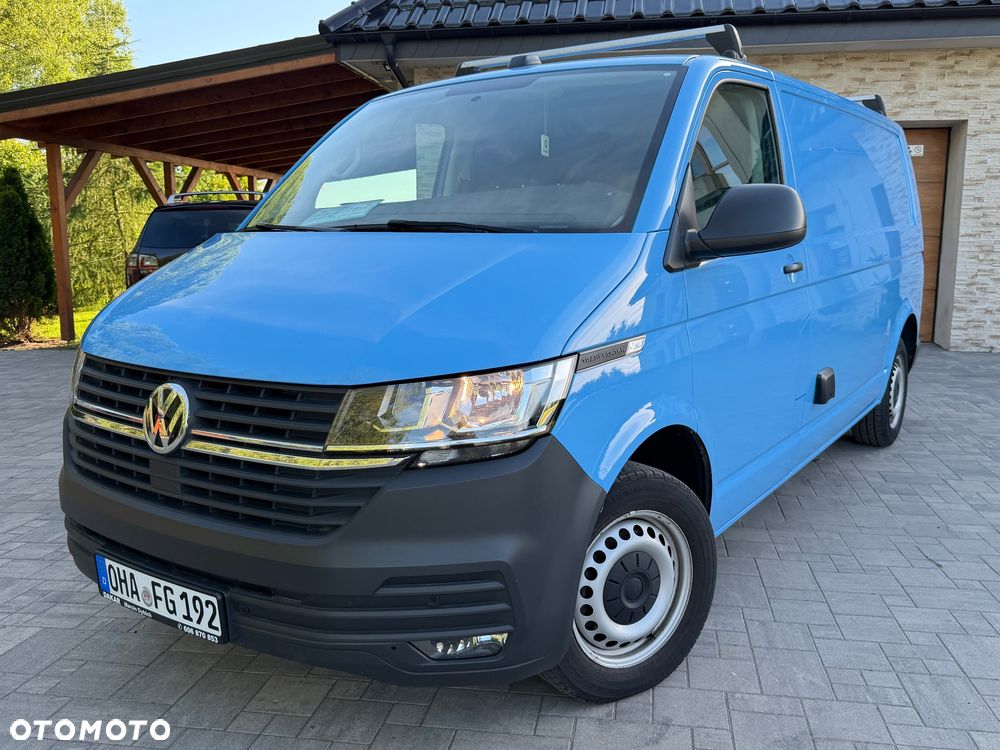 Volkswagen Transporter - 1
