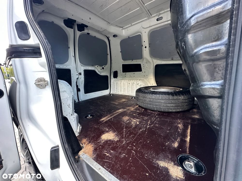 Fiat Fiorino Kombi 8V SX - 14
