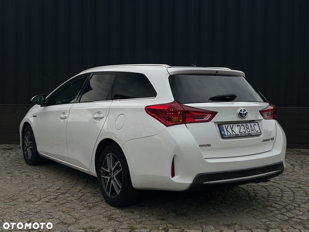 Toyota Auris - 3