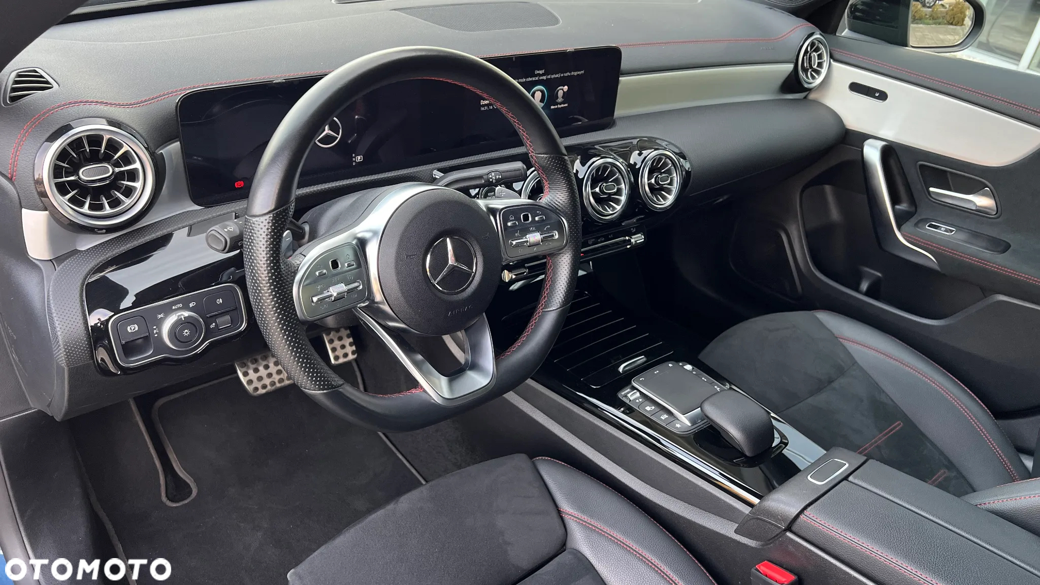 Mercedes-Benz CLA 200 AMG Line 7G-DCT - 12