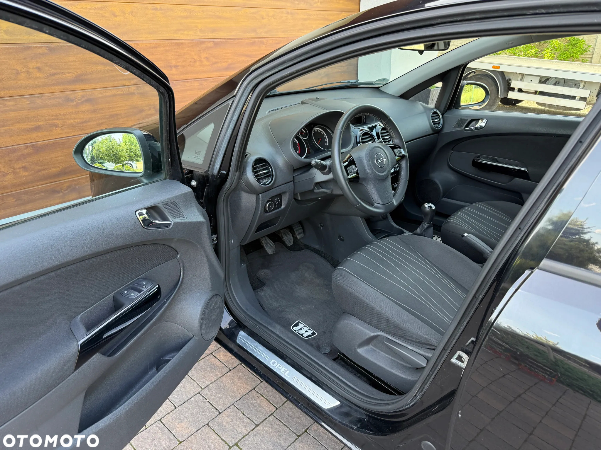 Opel Corsa - 5