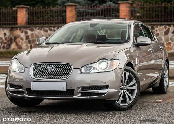 Jaguar XF 4.2 Super V8