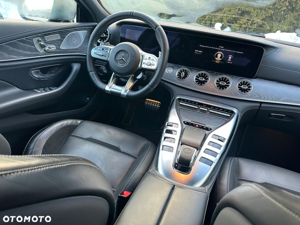 Mercedes-Benz AMG GT 43 4-Matic+ - 13