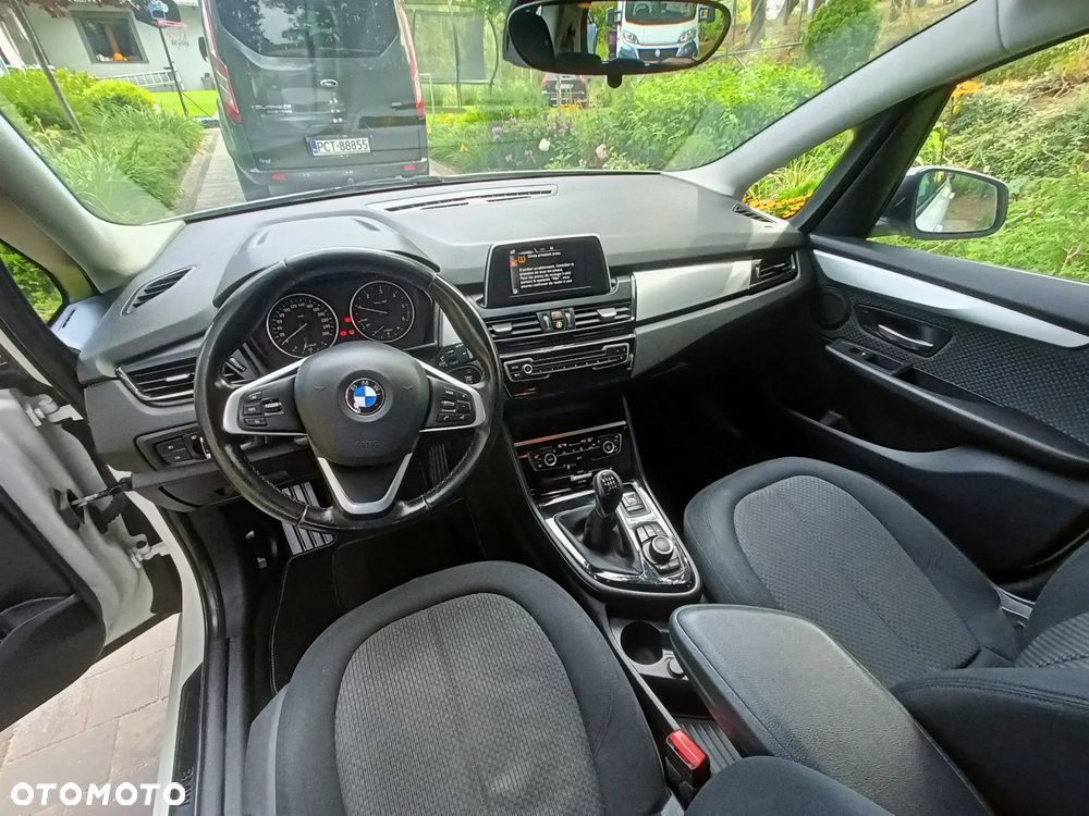 BMW Seria 2 216d Advantage - 16